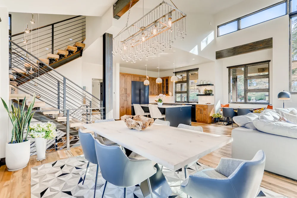 Automated dining room lighting control